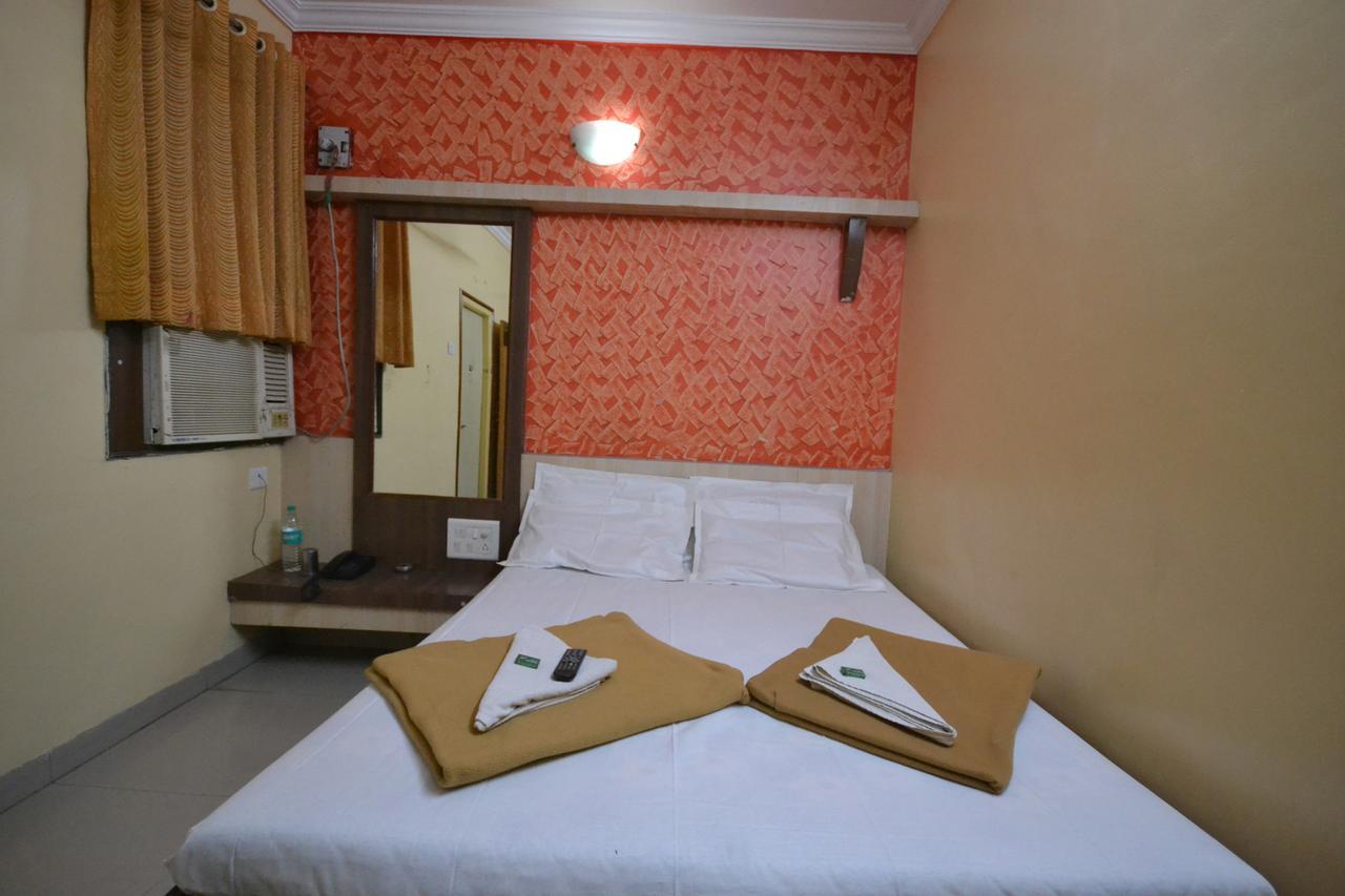 Hotel Madhava شيردي المظهر الخارجي الصورة